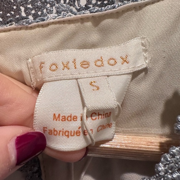 NWT Foxiedox Ice Blue Floral Lace Sleeveless V-Neck Jumpsuit Size Small - Picture 5 of 13